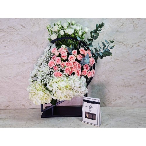 Grand Gift With Chocolate