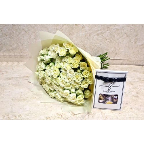 Baby Rose White Hand Bouquet 32