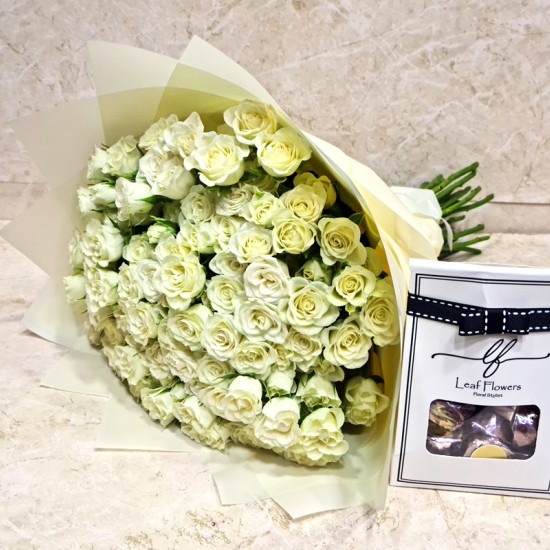 Baby Rose White Hand Bouquet 32
