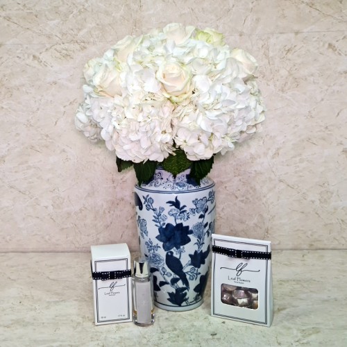 Iranian Vase with Hydrangea 4