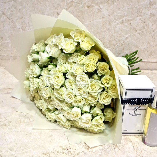 Baby Rose White Hand Bouquet 33