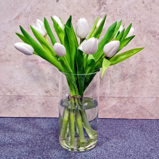 tulip vase 2