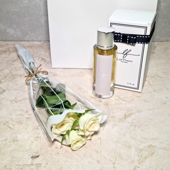 Single Baby Rose White With Perfume Single Baby Rose White With Perfume