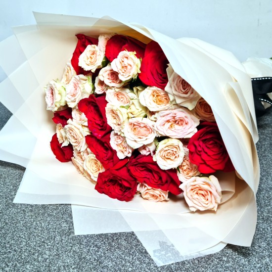 Mixed Flower Bouquet 2000 Mixed Flower Bouquet 2000