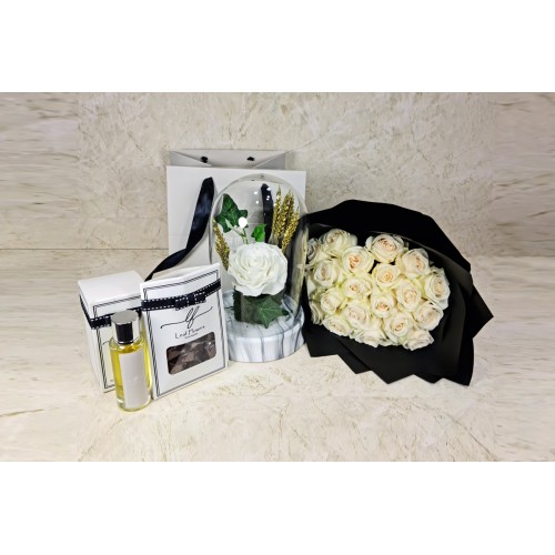 Preserved Rose With Gifts
