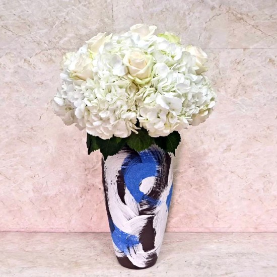 elegant vase with hydrangea 3 elegant vase with hydrangea 3